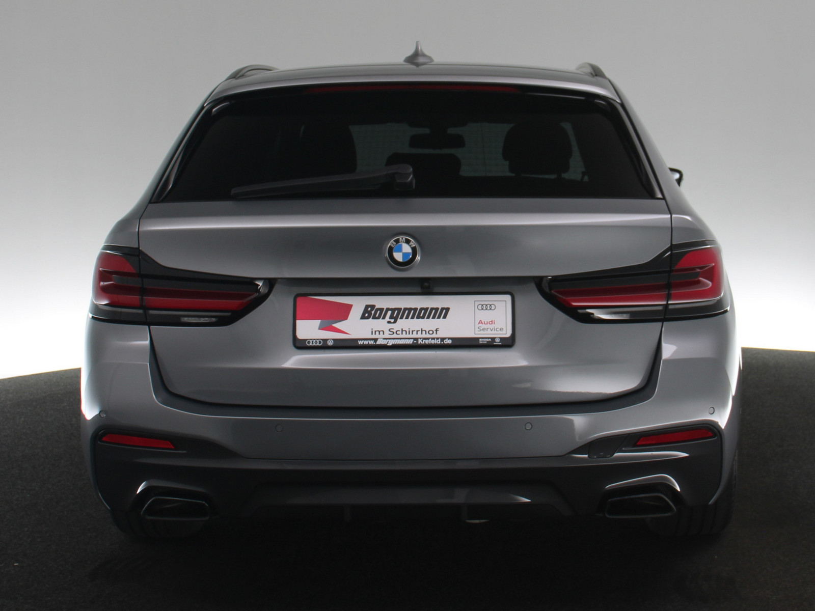 BMW 530 d xDrive M Sport BMW 530 d xDrive M Sport