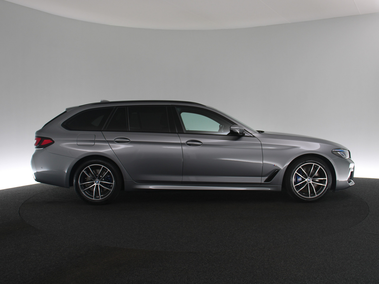 BMW 530 d xDrive M Sport BMW 530 d xDrive M Sport
