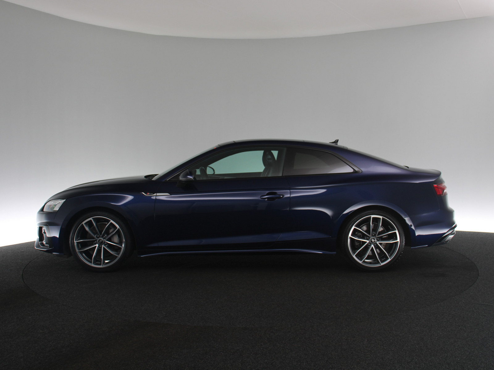 AUDI A5 Coupe 45 TFSI quattro S line AUDI A5 Coupe 45 TFSI quattro S line