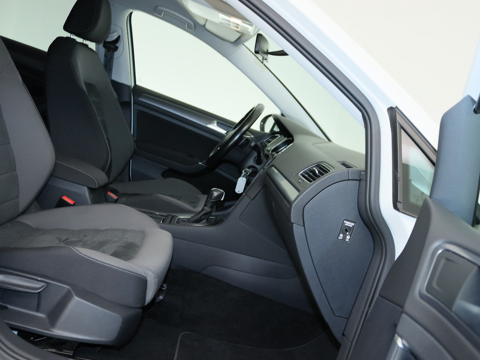 VW Golf VII 1.5 TSI Comfortline VW Golf VII 1.5 TSI Comfortline