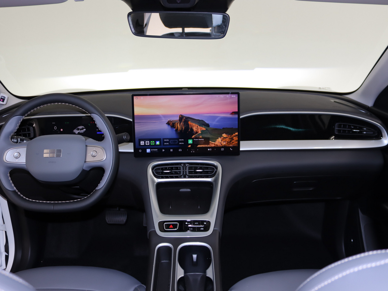 GEELY E2 Ultra GEELY E2 Ultra