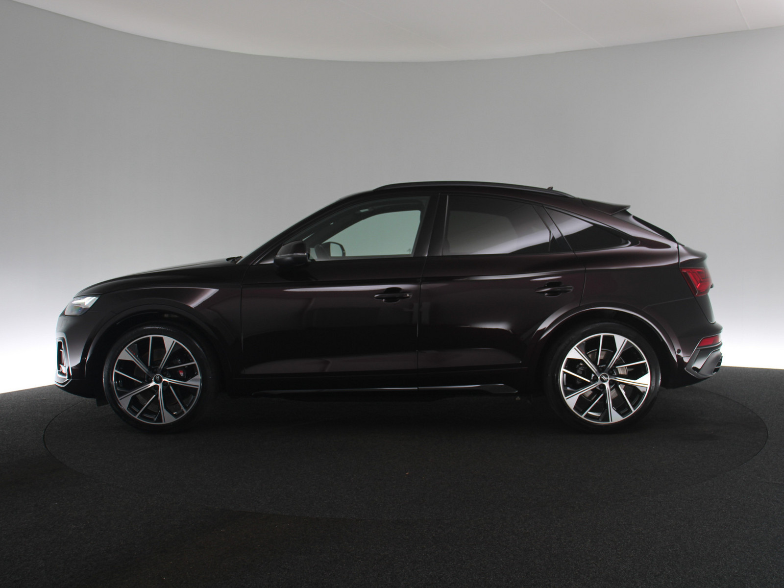 AUDI SQ5 Sportback TDI 3.0 quattro AUDI SQ5 Sportback TDI 3.0 quattro