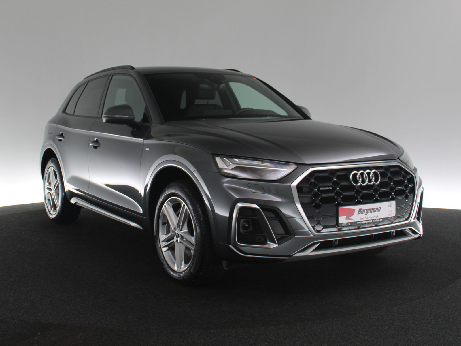AUDI Q5 50 TFSI e quattro S line AUDI Q5 50 TFSI e quattro S line