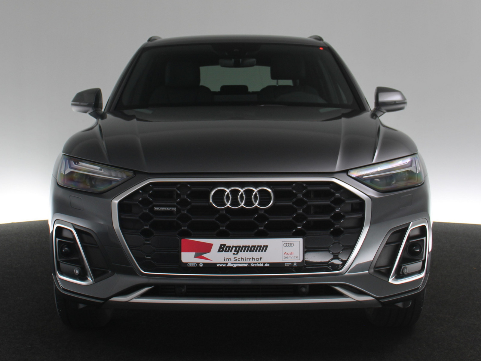 AUDI Q5 50 TFSI e quattro S line AUDI Q5 50 TFSI e quattro S line