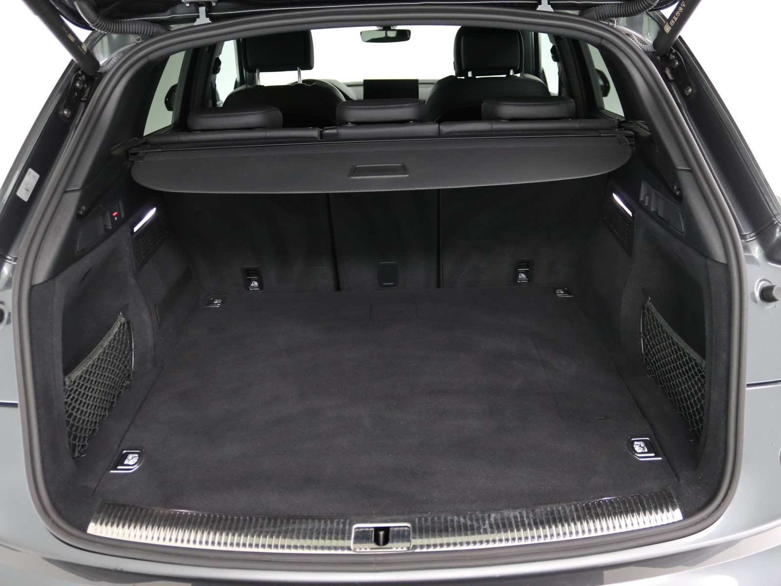 AUDI Q5 50 TFSI e quattro S line AUDI Q5 50 TFSI e quattro S line