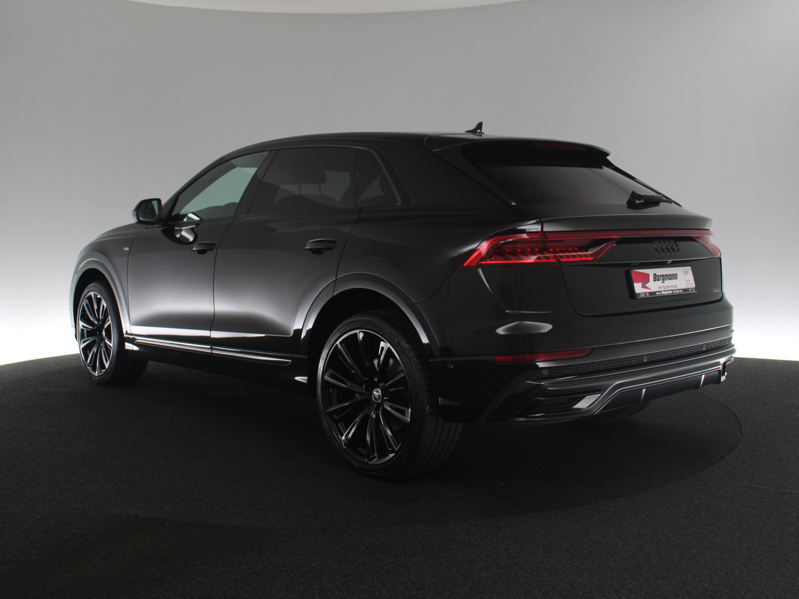 AUDI Q8 50 TDI quattro competition plus AUDI Q8 50 TDI quattro competition plus
