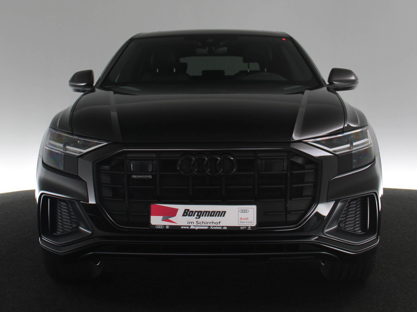 AUDI Q8 50 TDI quattro competition plus AUDI Q8 50 TDI quattro competition plus