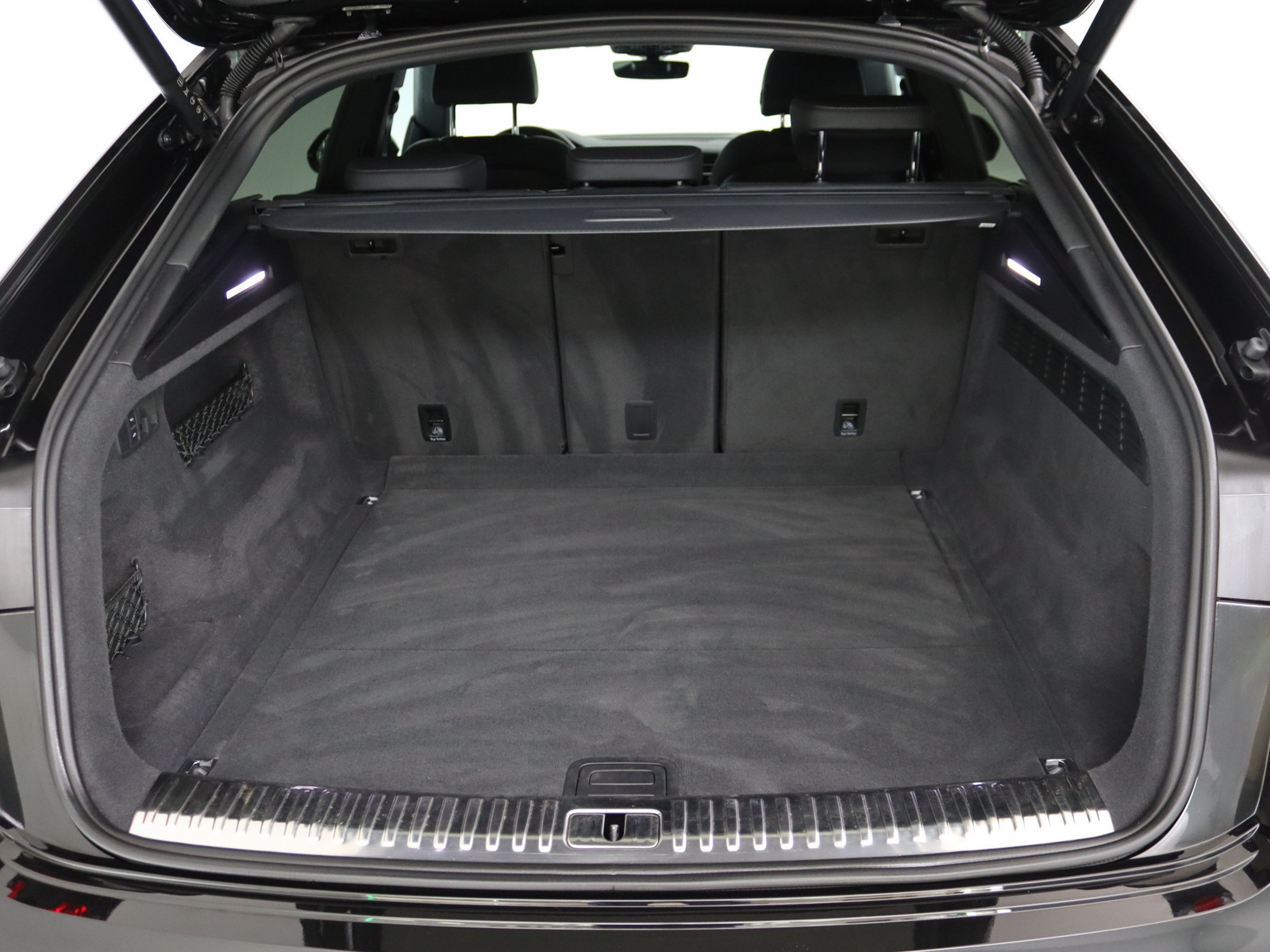 AUDI Q8 50 TDI quattro competition plus AUDI Q8 50 TDI quattro competition plus