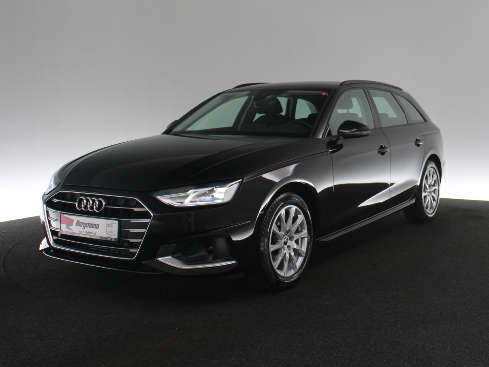 AUDI A4 Avant 35 TFSI advanced AUDI A4 Avant 35 TFSI advanced