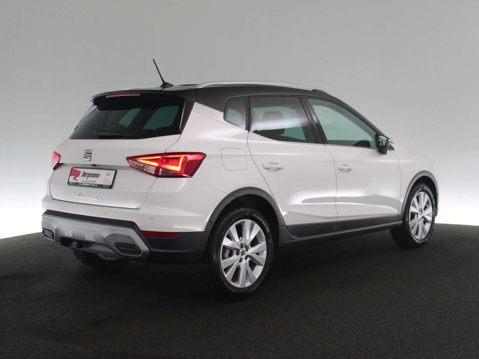 SEAT Arona 1.0 TSI Xperience SEAT Arona 1.0 TSI Xperience
