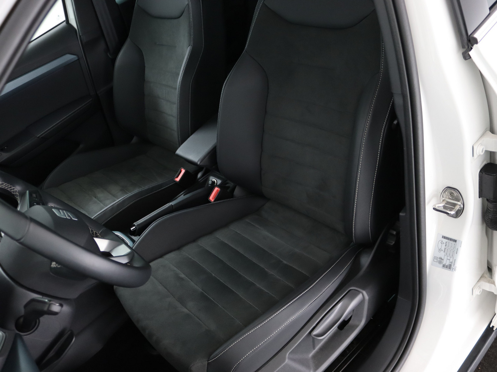 SEAT Arona 1.0 TSI Xperience SEAT Arona 1.0 TSI Xperience