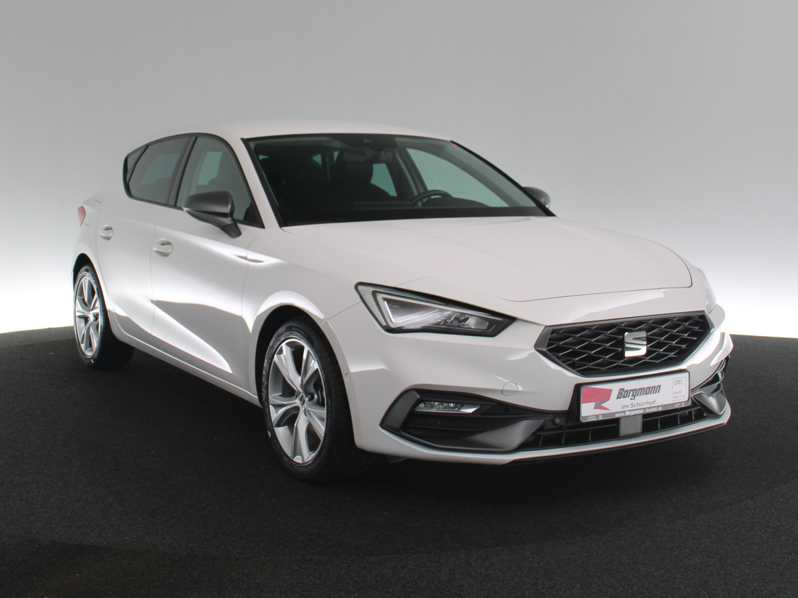 SEAT Leon 1.5 eTSI FR SEAT Leon 1.5 eTSI FR