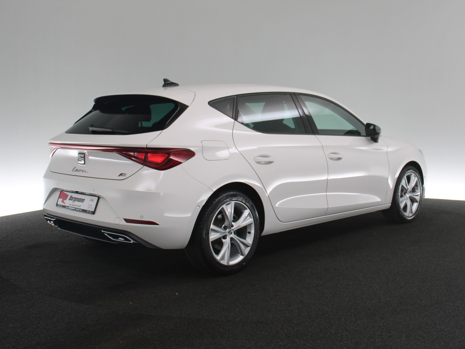 SEAT Leon 1.5 eTSI FR SEAT Leon 1.5 eTSI FR