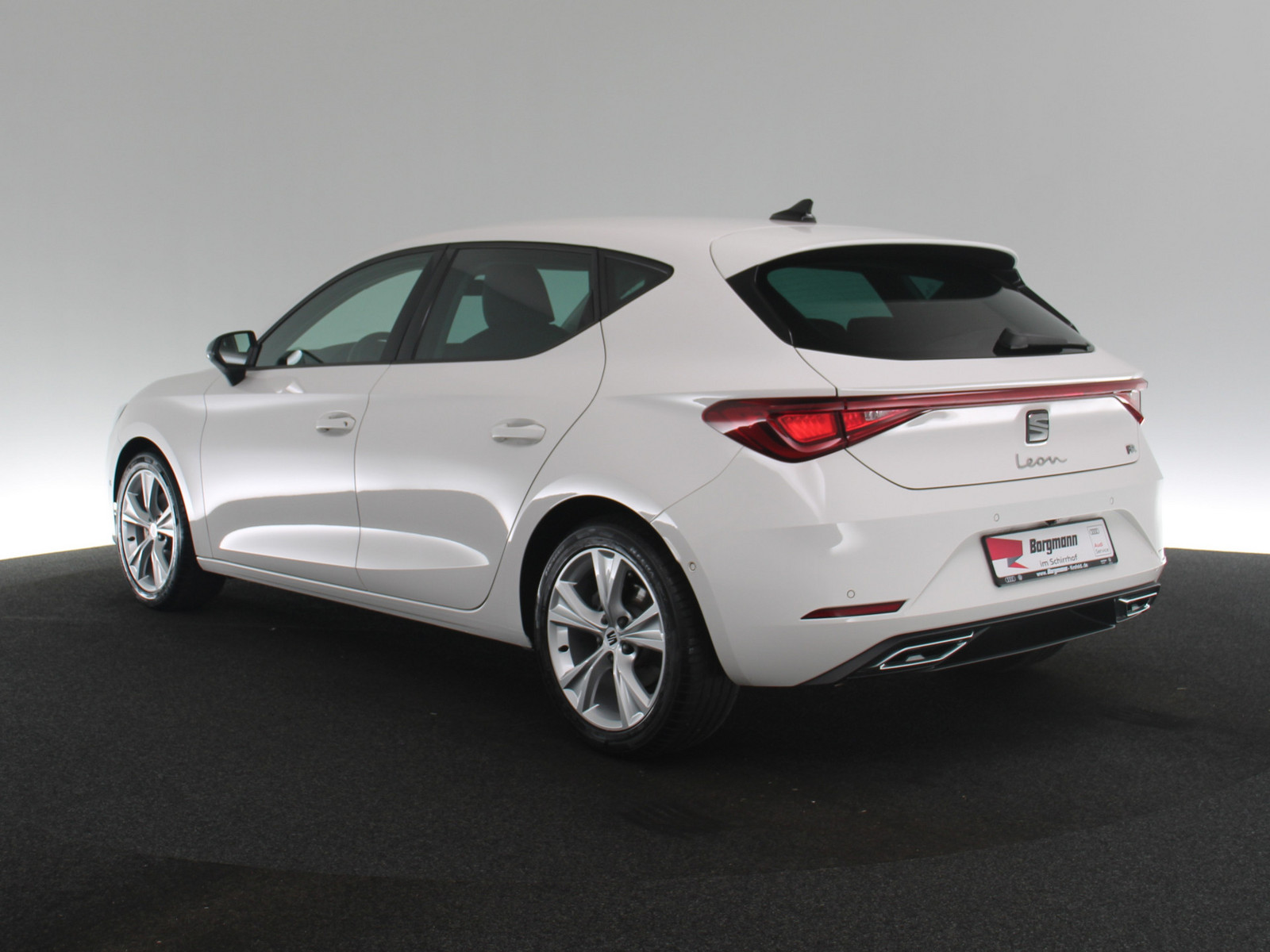 SEAT Leon 1.5 eTSI FR SEAT Leon 1.5 eTSI FR