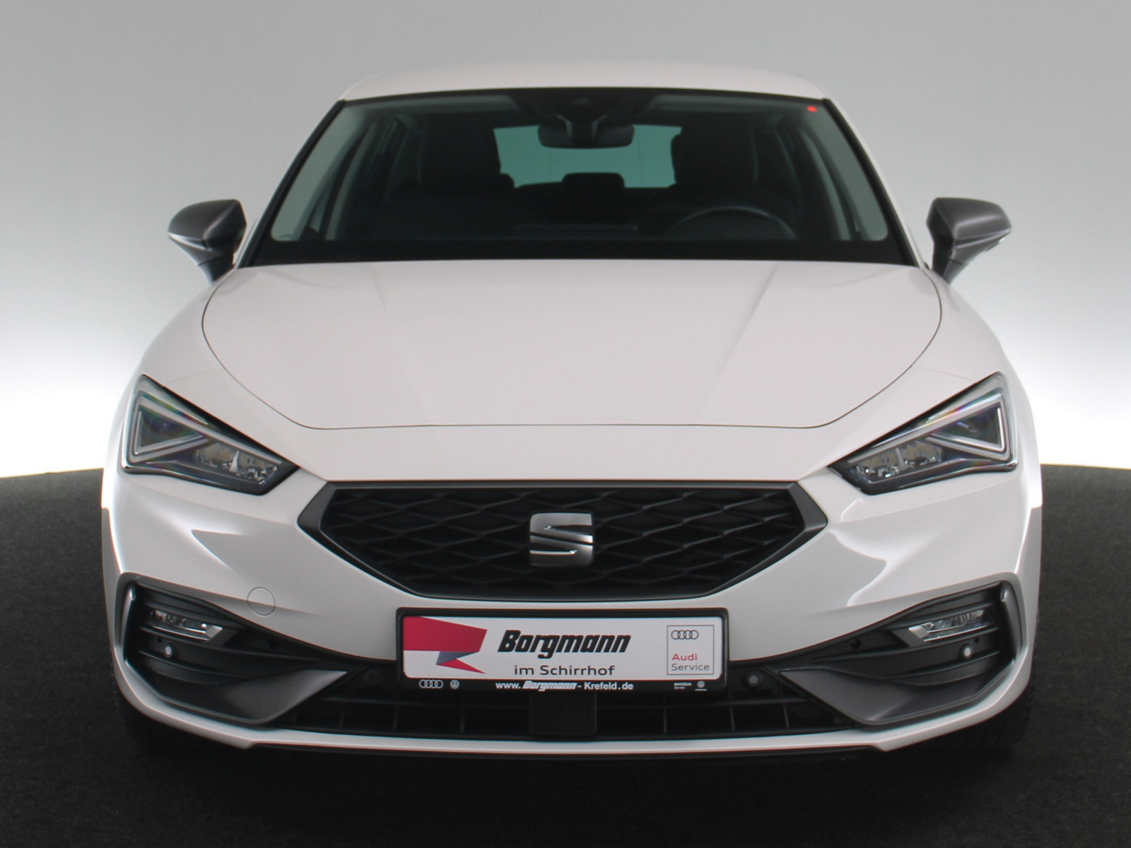 SEAT Leon 1.5 eTSI FR SEAT Leon 1.5 eTSI FR