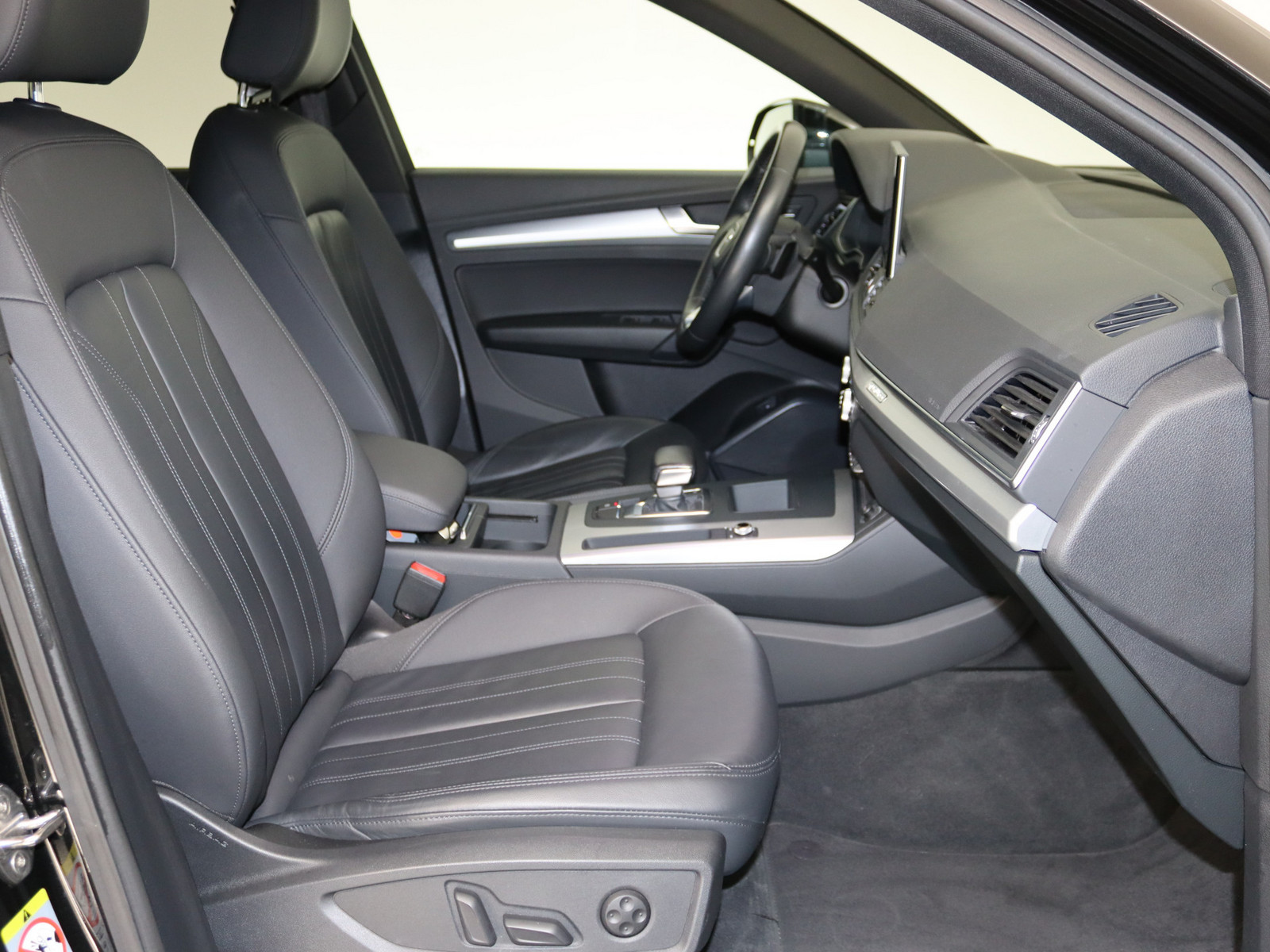 AUDI Q5 Sportback 50 TFSI e quattro advanced AUDI Q5 Sportback 50 TFSI e quattro advanced