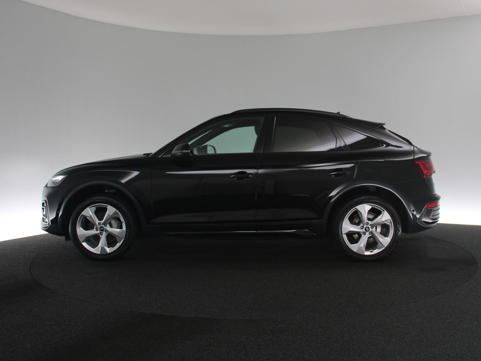 AUDI Q5 Sportback 50 TFSI e quattro advanced AUDI Q5 Sportback 50 TFSI e quattro advanced