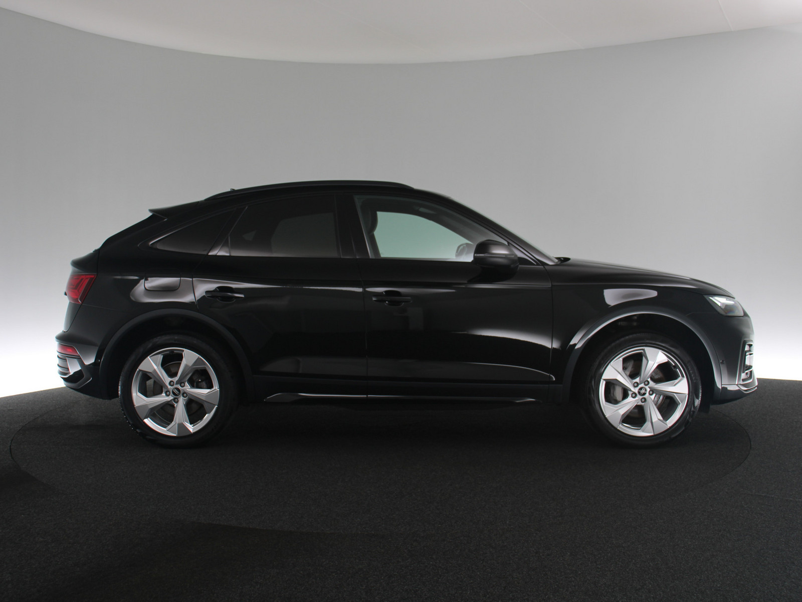AUDI Q5 Sportback 50 TFSI e quattro advanced AUDI Q5 Sportback 50 TFSI e quattro advanced