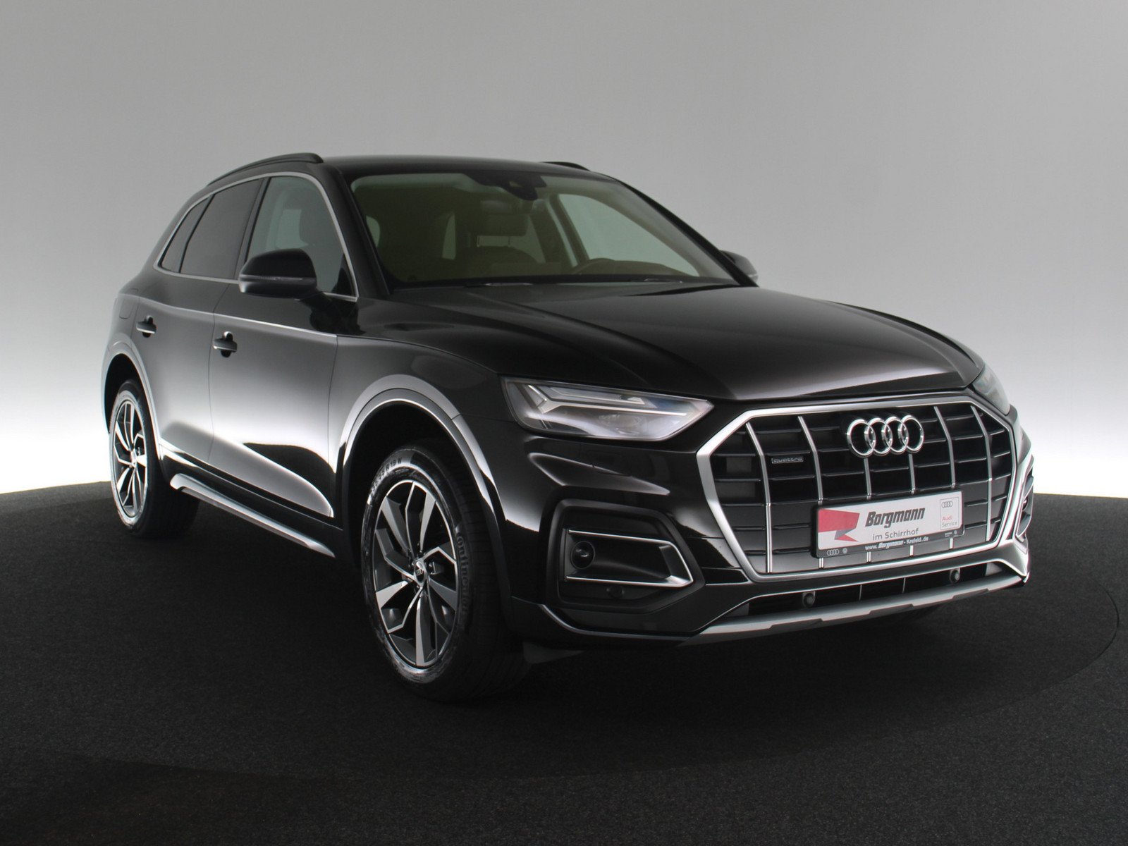 AUDI Q5 40 TFSI quattro advanced AUDI Q5 40 TFSI quattro advanced