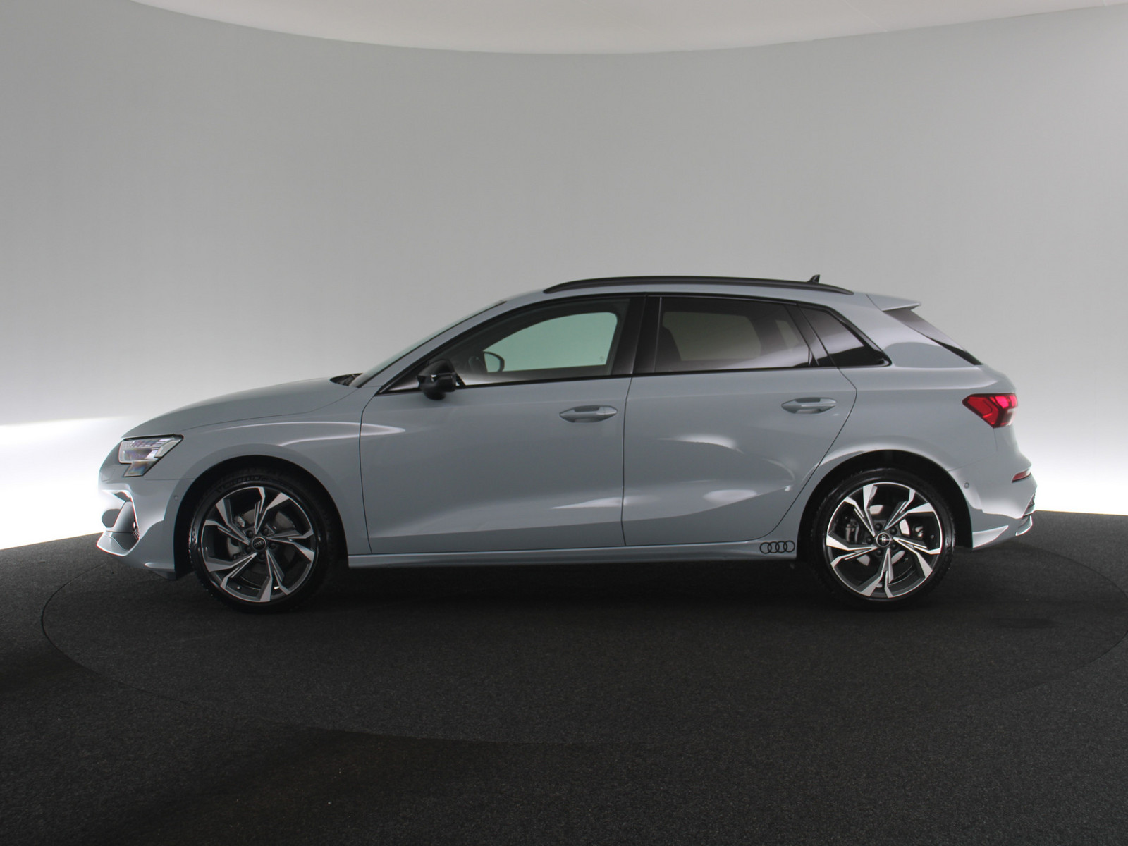 AUDI A3 Sportback advanced AUDI A3 Sportback advanced