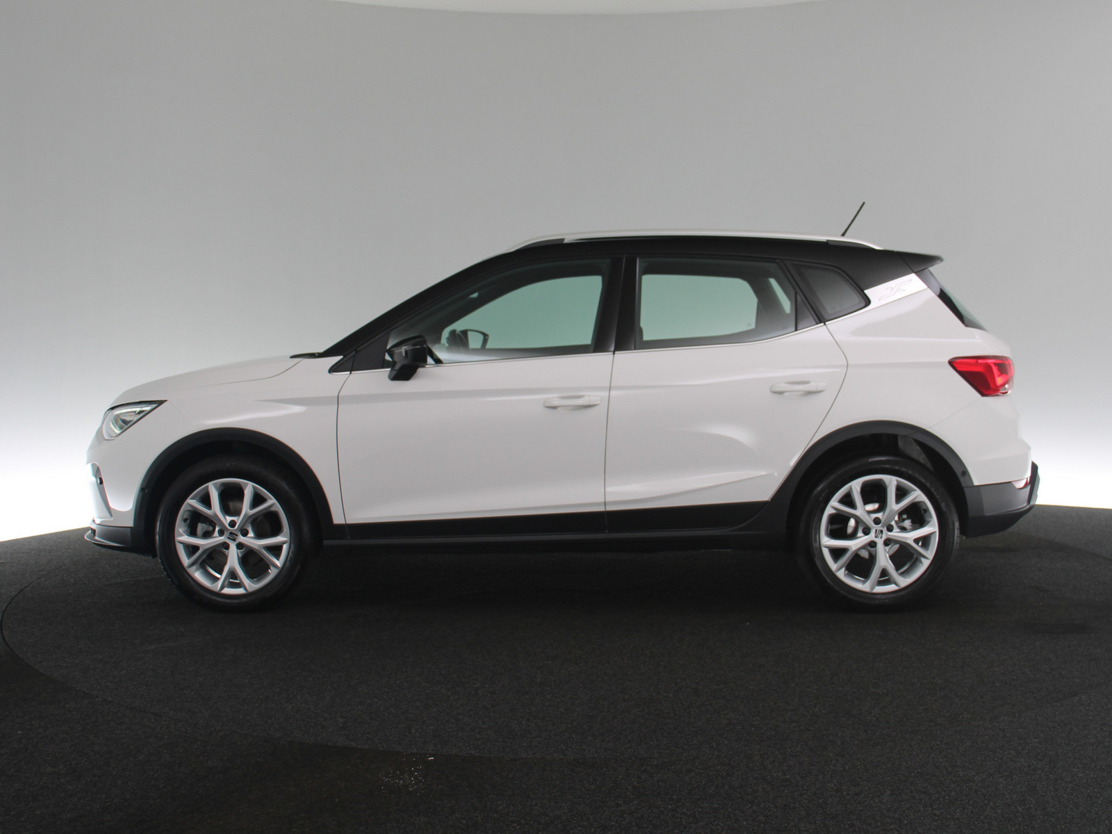 SEAT Arona 1.0 TSI FR SEAT Arona 1.0 TSI FR