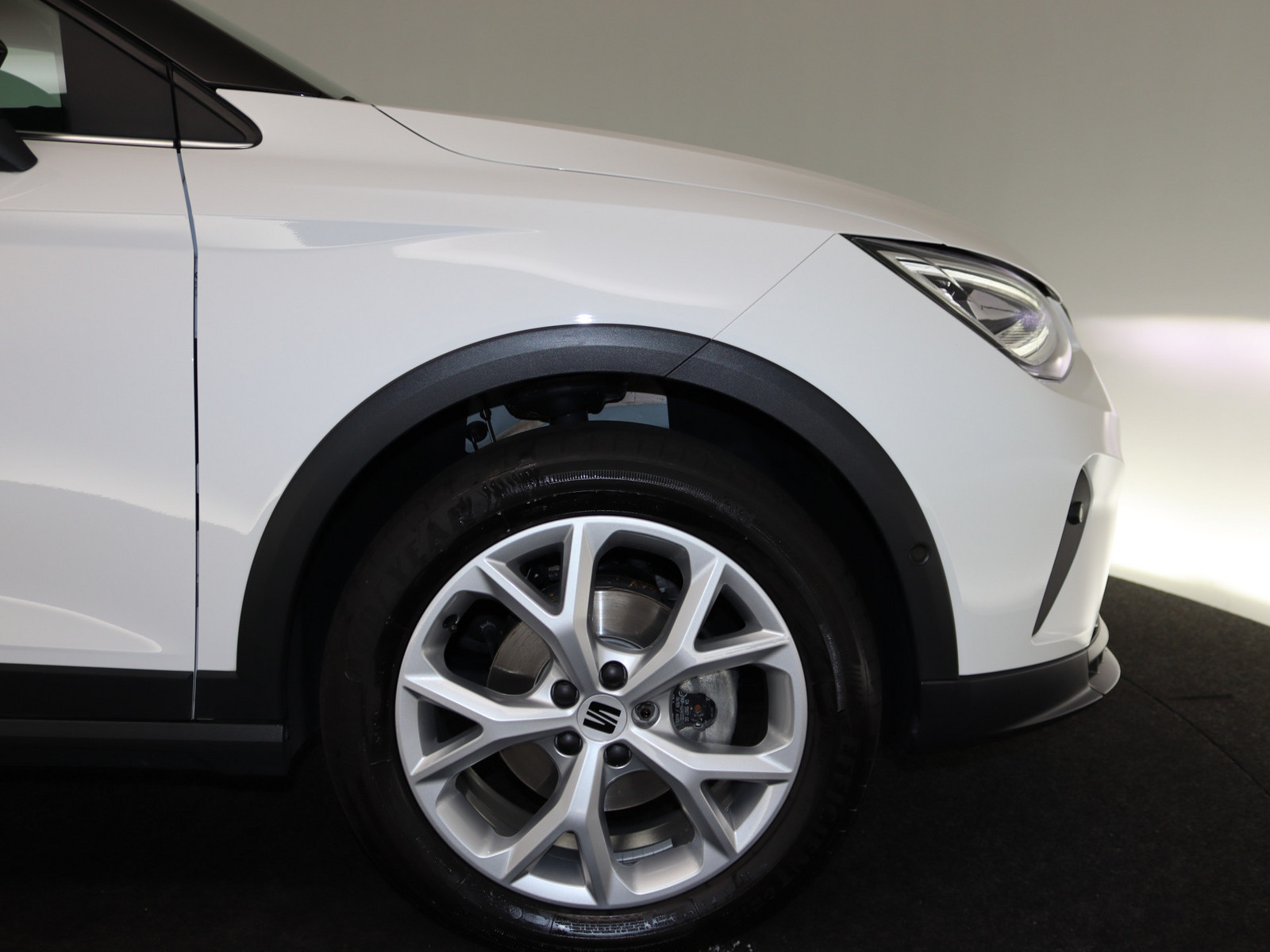 SEAT Arona 1.0 TSI FR SEAT Arona 1.0 TSI FR
