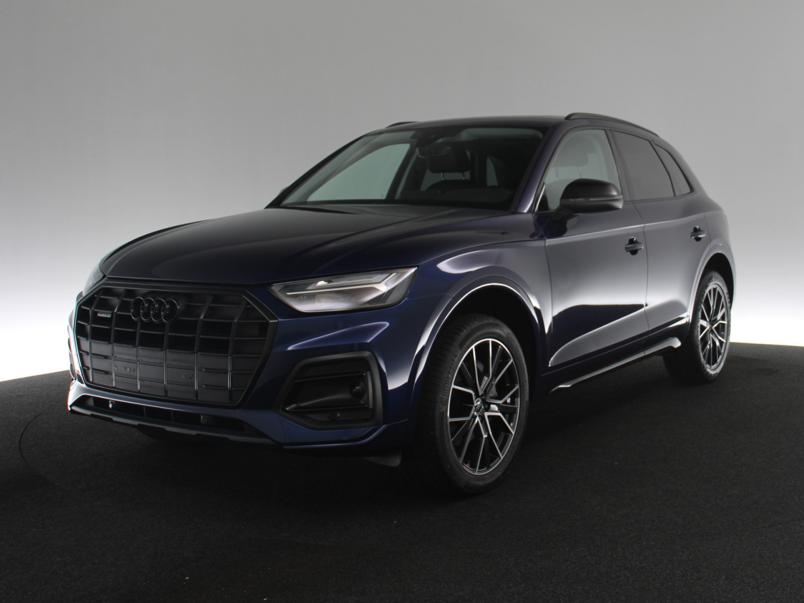 AUDI Q5 40 TDI quattro advanced AUDI Q5 40 TDI quattro advanced