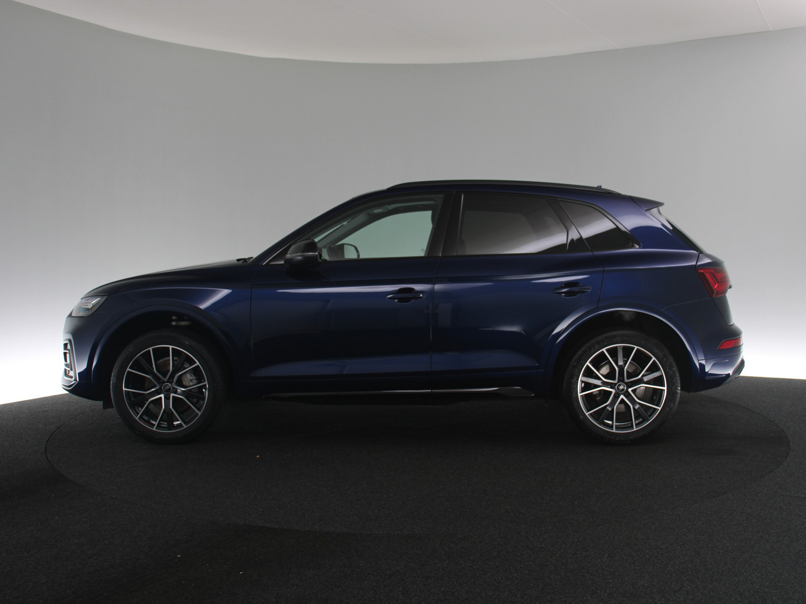 AUDI Q5 40 TDI quattro advanced AUDI Q5 40 TDI quattro advanced