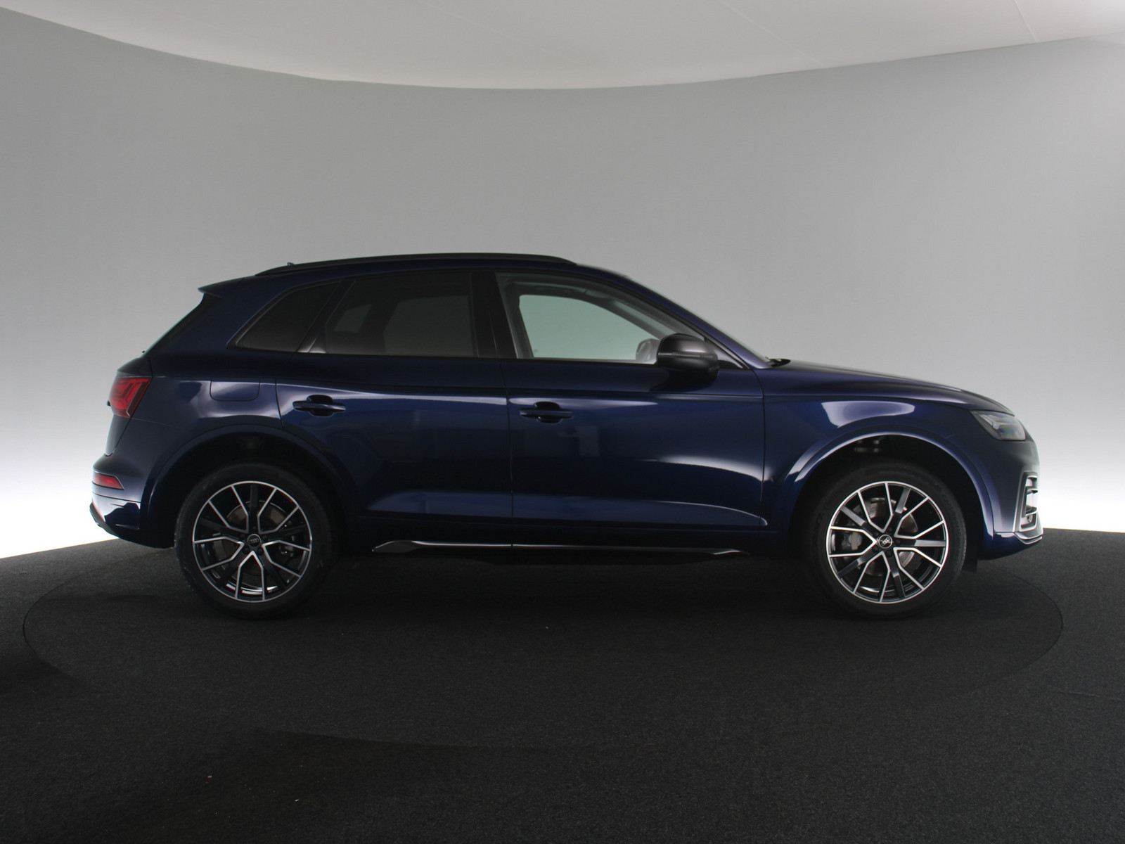 AUDI Q5 40 TDI quattro advanced AUDI Q5 40 TDI quattro advanced