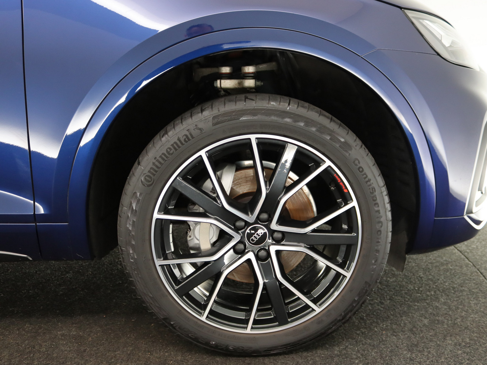 AUDI Q5 40 TDI quattro advanced AUDI Q5 40 TDI quattro advanced