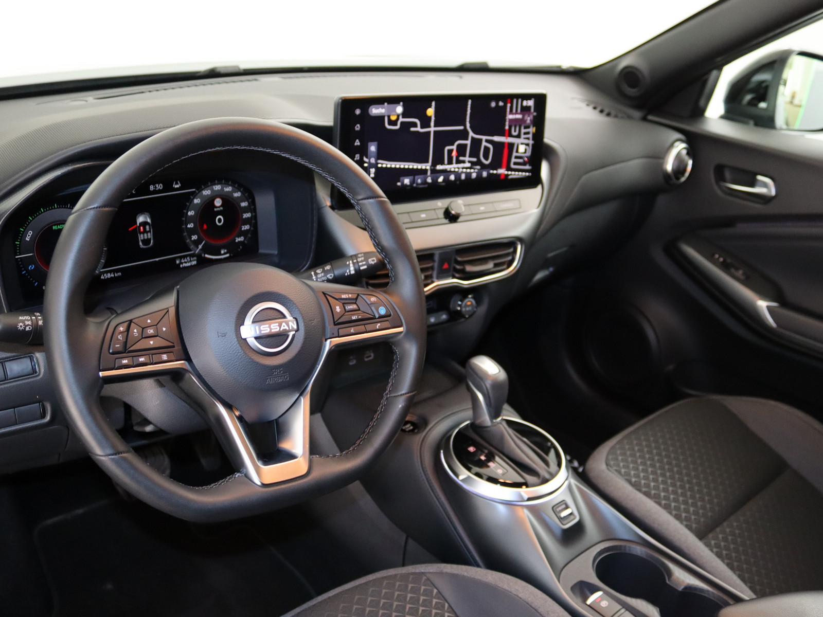 NISSAN Juke 1.6 Hybrid N-Connecta NISSAN Juke 1.6 Hybrid N-Connecta