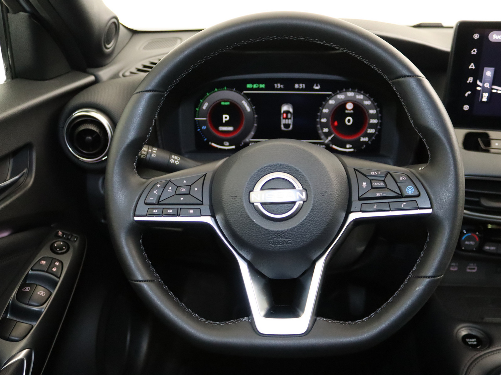 NISSAN Juke 1.6 Hybrid N-Connecta NISSAN Juke 1.6 Hybrid N-Connecta