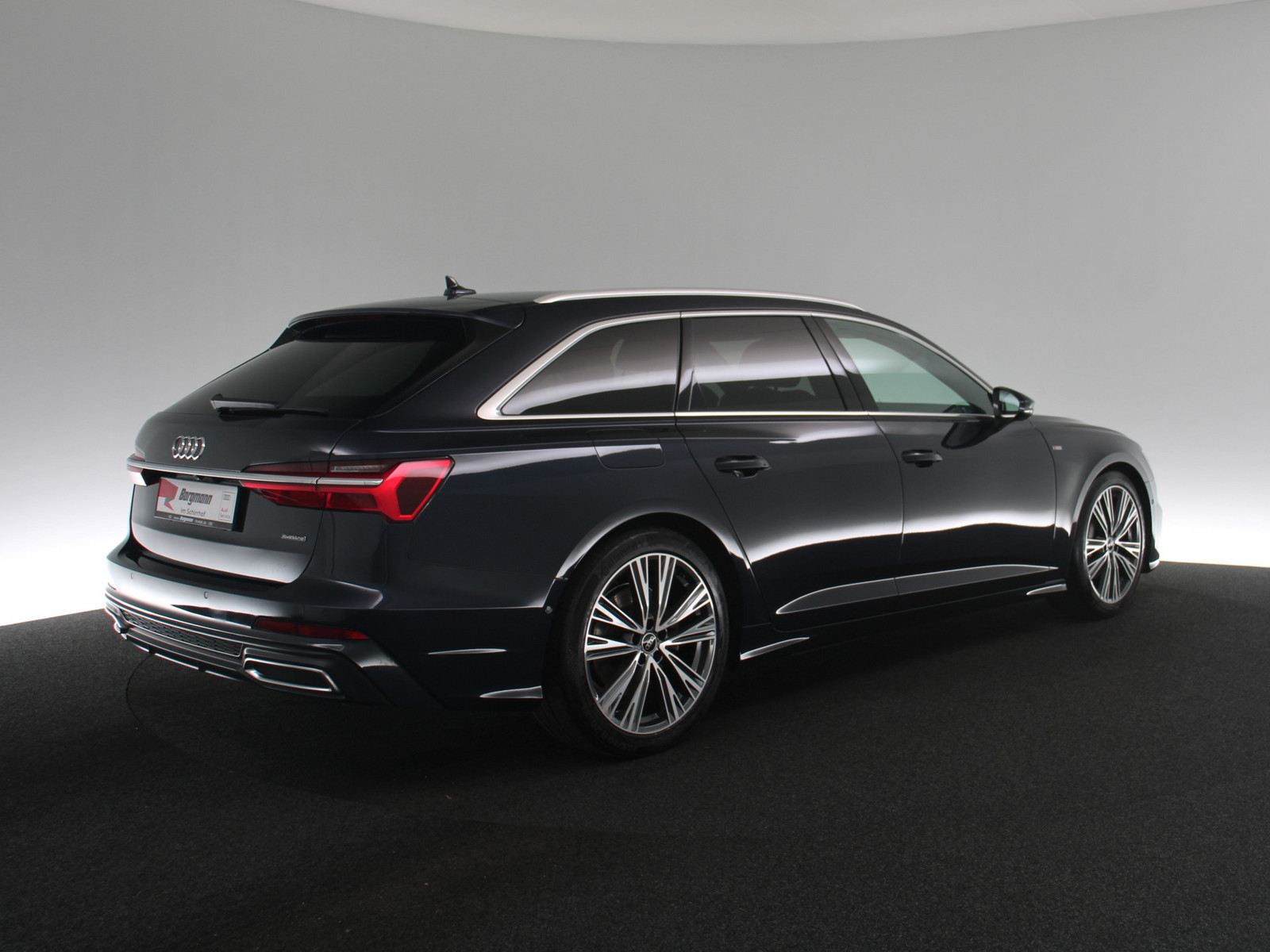 AUDI A6 Avant 45 TFSI quattro S-line AUDI A6 Avant 45 TFSI quattro S-line