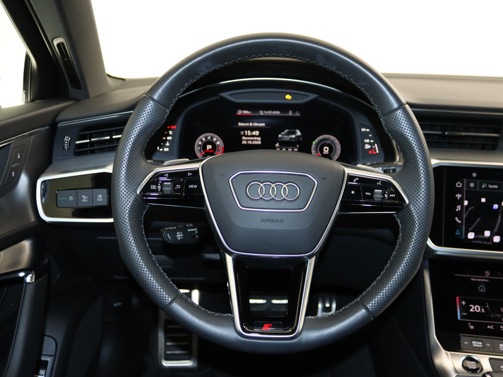 AUDI A6 Avant 45 TFSI quattro S-line AUDI A6 Avant 45 TFSI quattro S-line