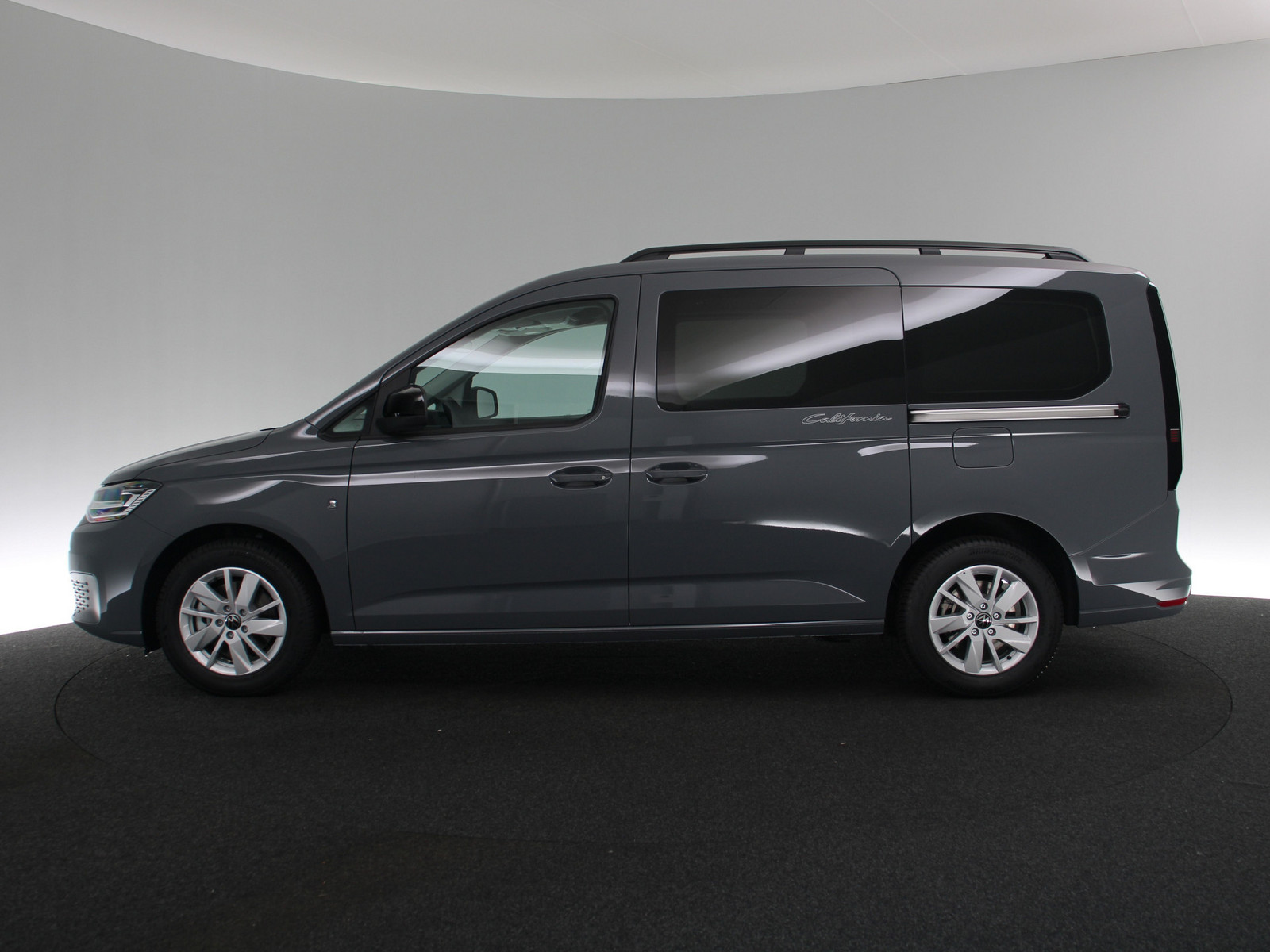 VW Caddy California 2.0 TDI Maxi VW Caddy California 2.0 TDI Maxi