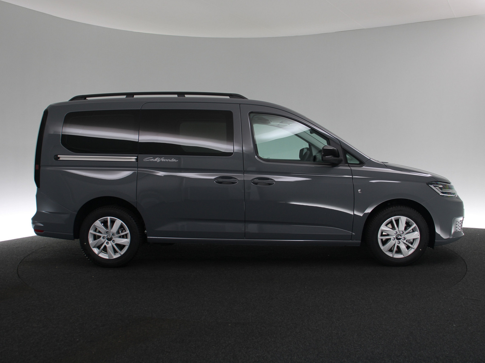 VW Caddy California 2.0 TDI Maxi VW Caddy California 2.0 TDI Maxi