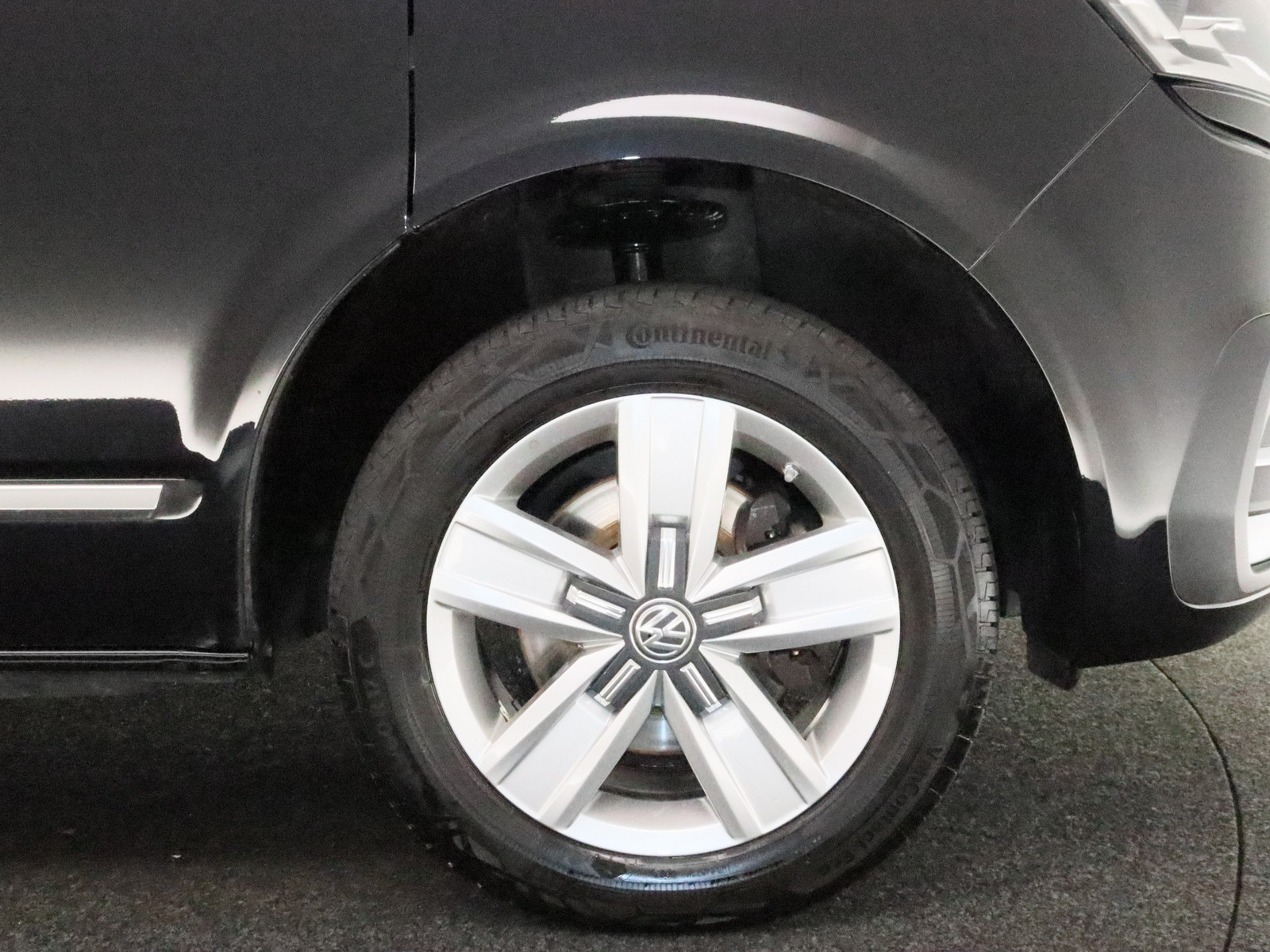 VW T6.1 Multivan 2.0 TDI Generation Six VW T6.1 Multivan 2.0 TDI Generation Six