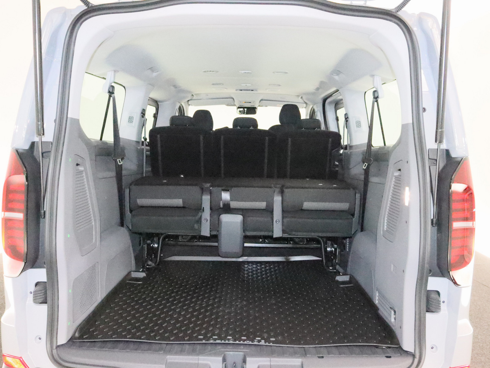 VW T7 Caravelle 2.0 TDI LR VW T7 Caravelle 2.0 TDI LR