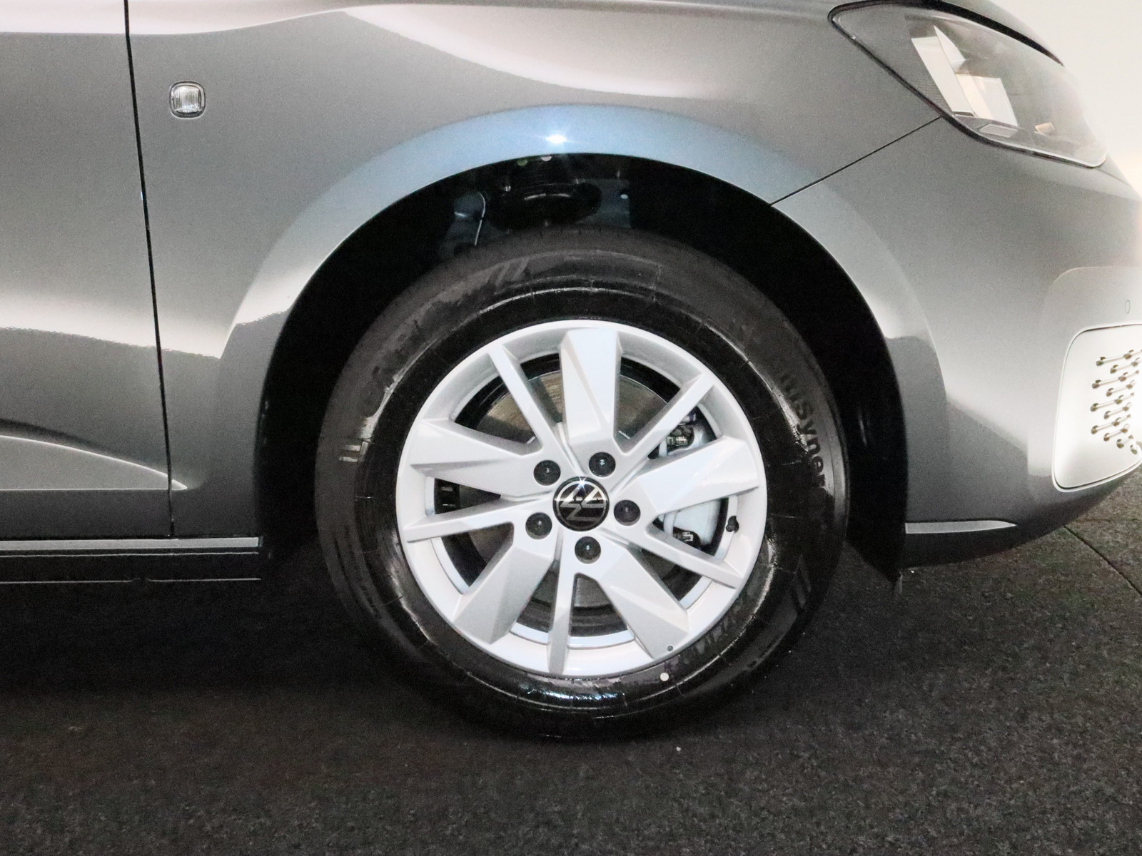 VW Caddy 1.5 TSI Life VW Caddy 1.5 TSI Life