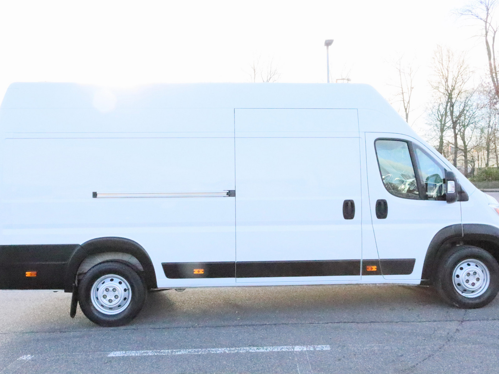 OPEL Movano Kasten 2.2 L4H3 3,5t Edition OPEL Movano Kasten 2.2 L4H3 3,5t Edition