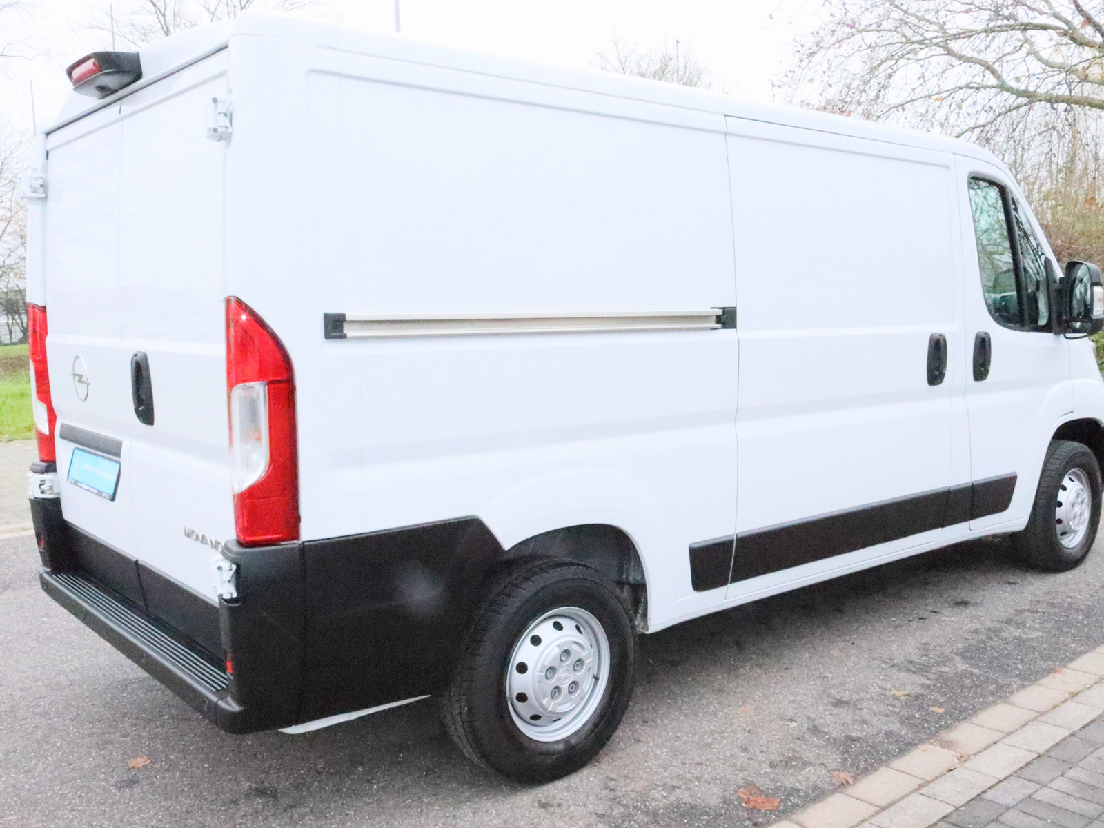 OPEL Movano C Kasten 2.2 Ka L2H1 3,5t Edition OPEL Movano C Kasten 2.2 Ka L2H1 3,5t Edition