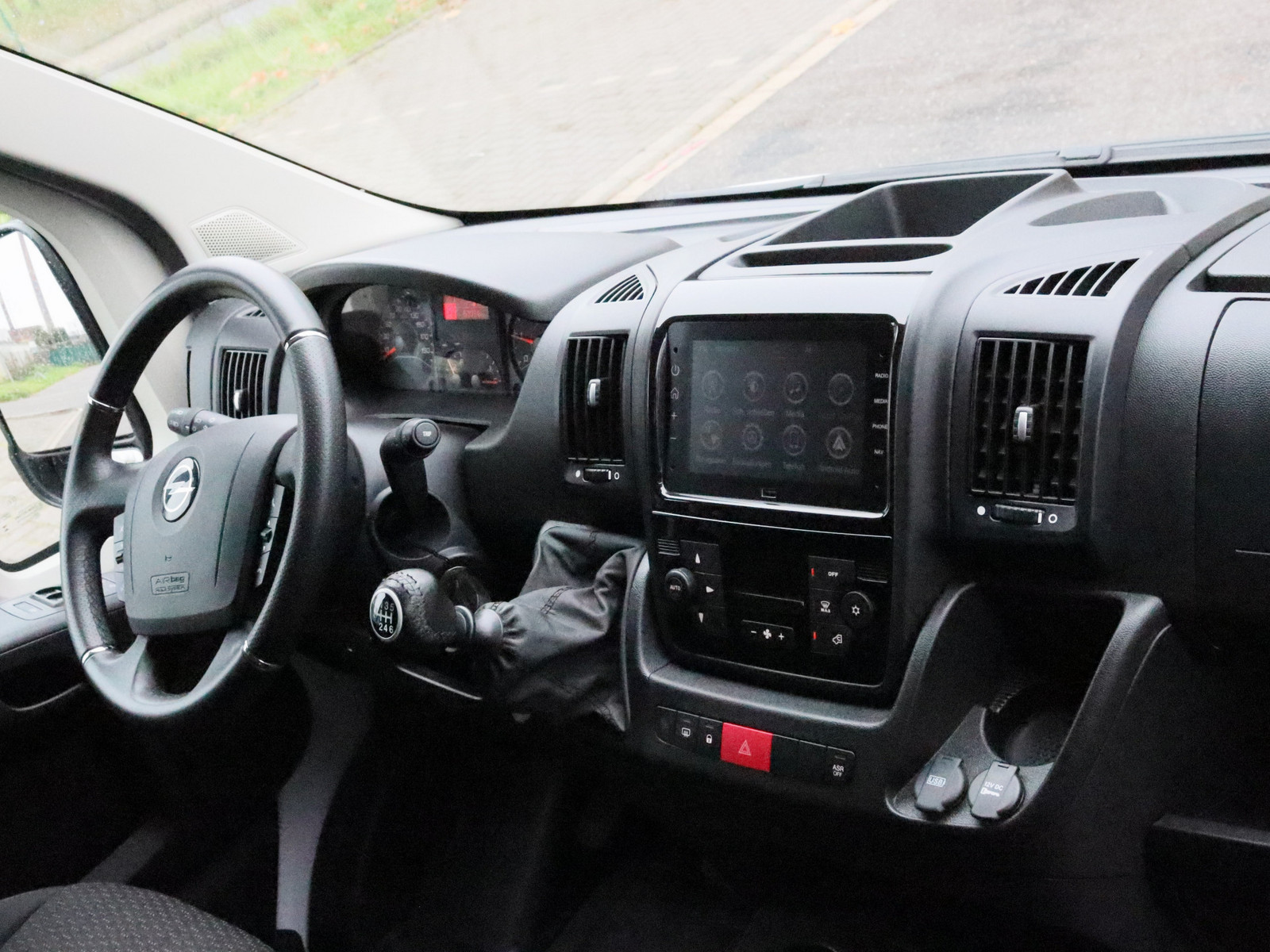 OPEL Movano C Kasten 2.2 Ka L2H1 3,5t Edition OPEL Movano C Kasten 2.2 Ka L2H1 3,5t Edition