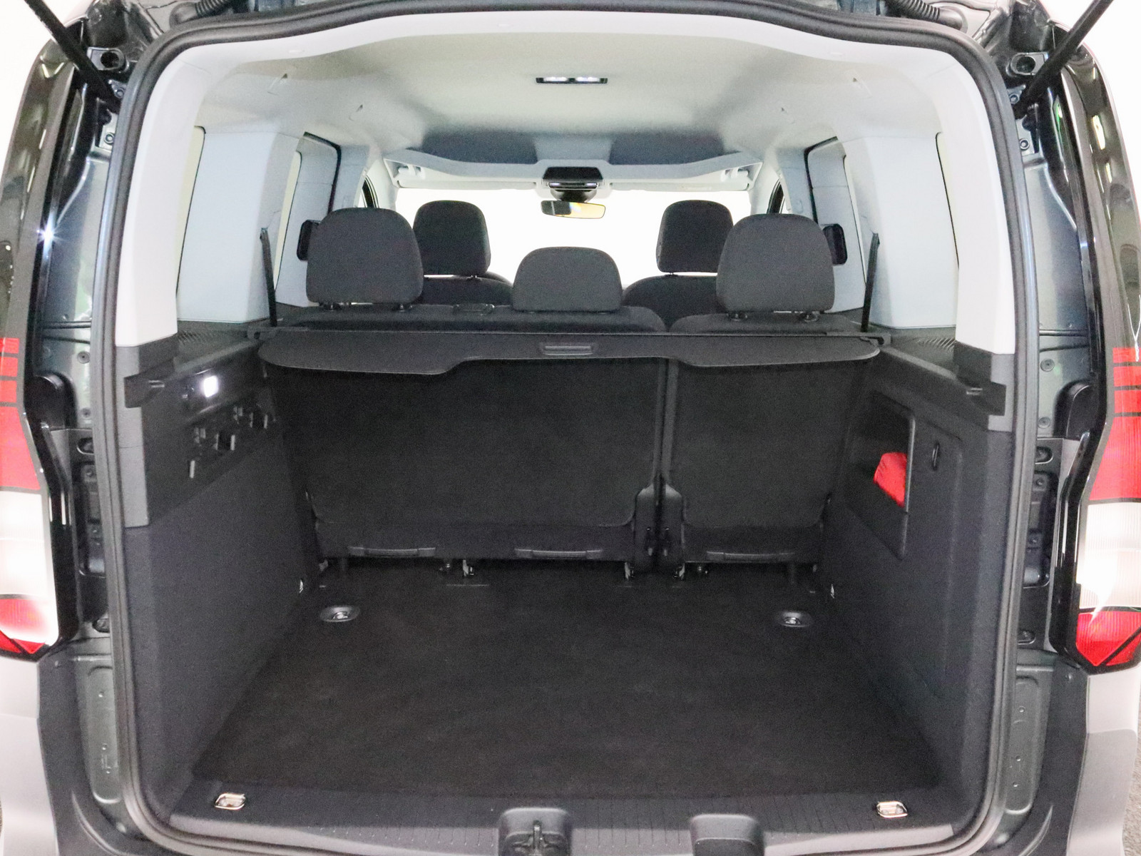 VW Caddy 2.0 TDI VW Caddy 2.0 TDI