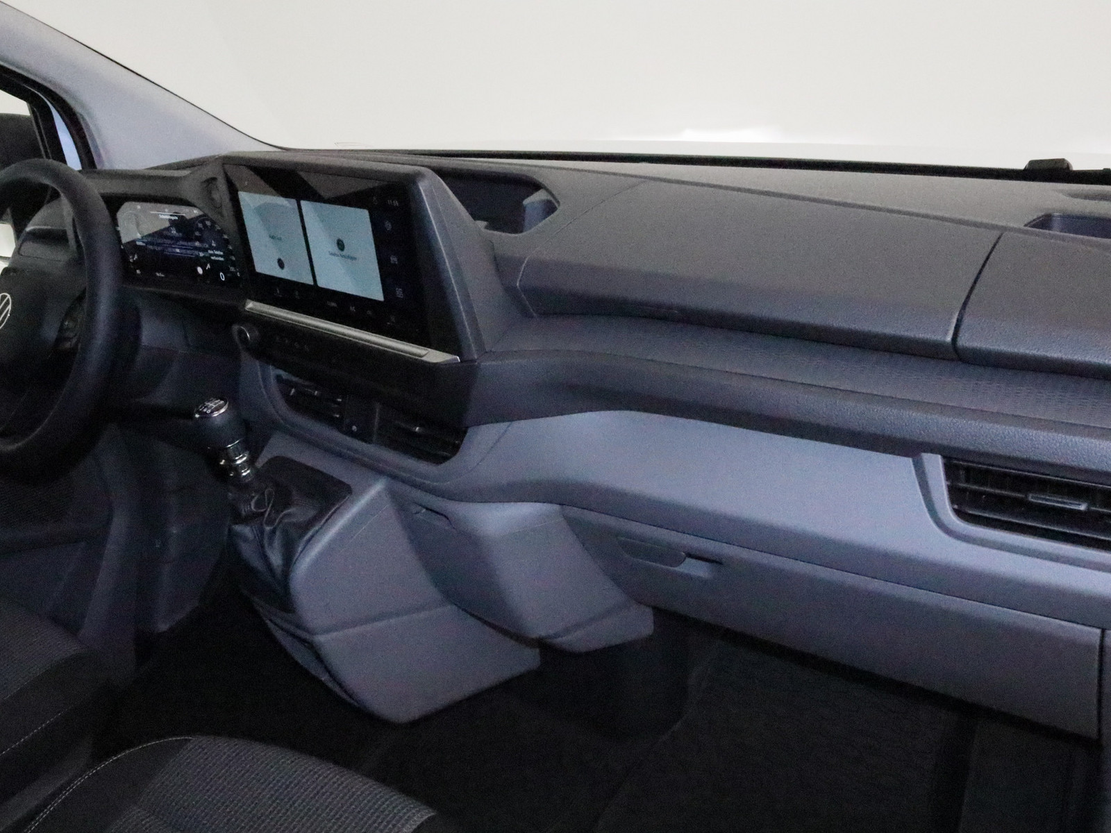 VW T7 Kasten 2.0 TDI KR L1H1 AHK LED KAMERA PDC VW T7 Kasten 2.0 TDI KR L1H1 AHK LED KAMERA PDC