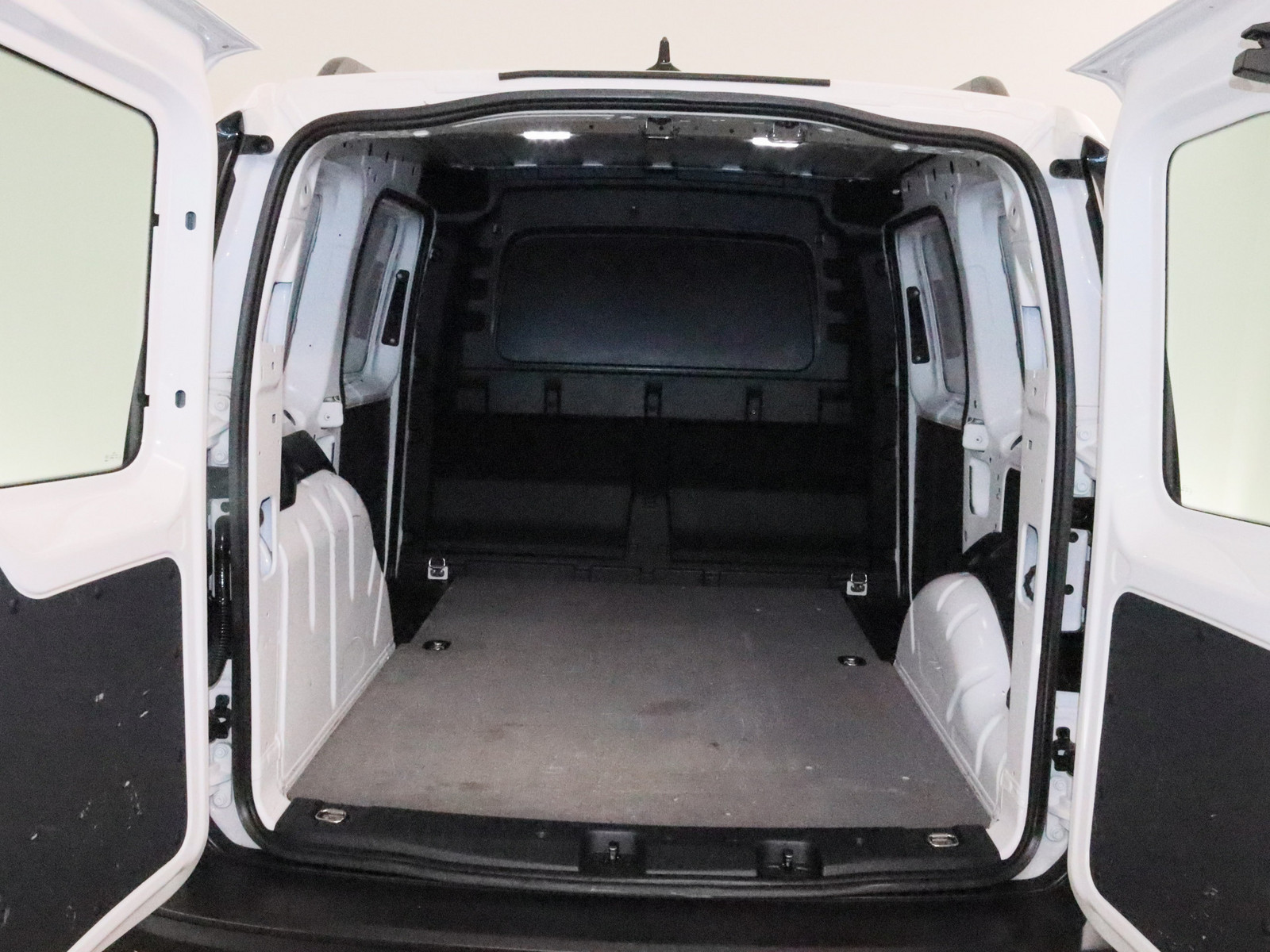 VW Caddy Cargo 2.0 TDI VW Caddy Cargo 2.0 TDI