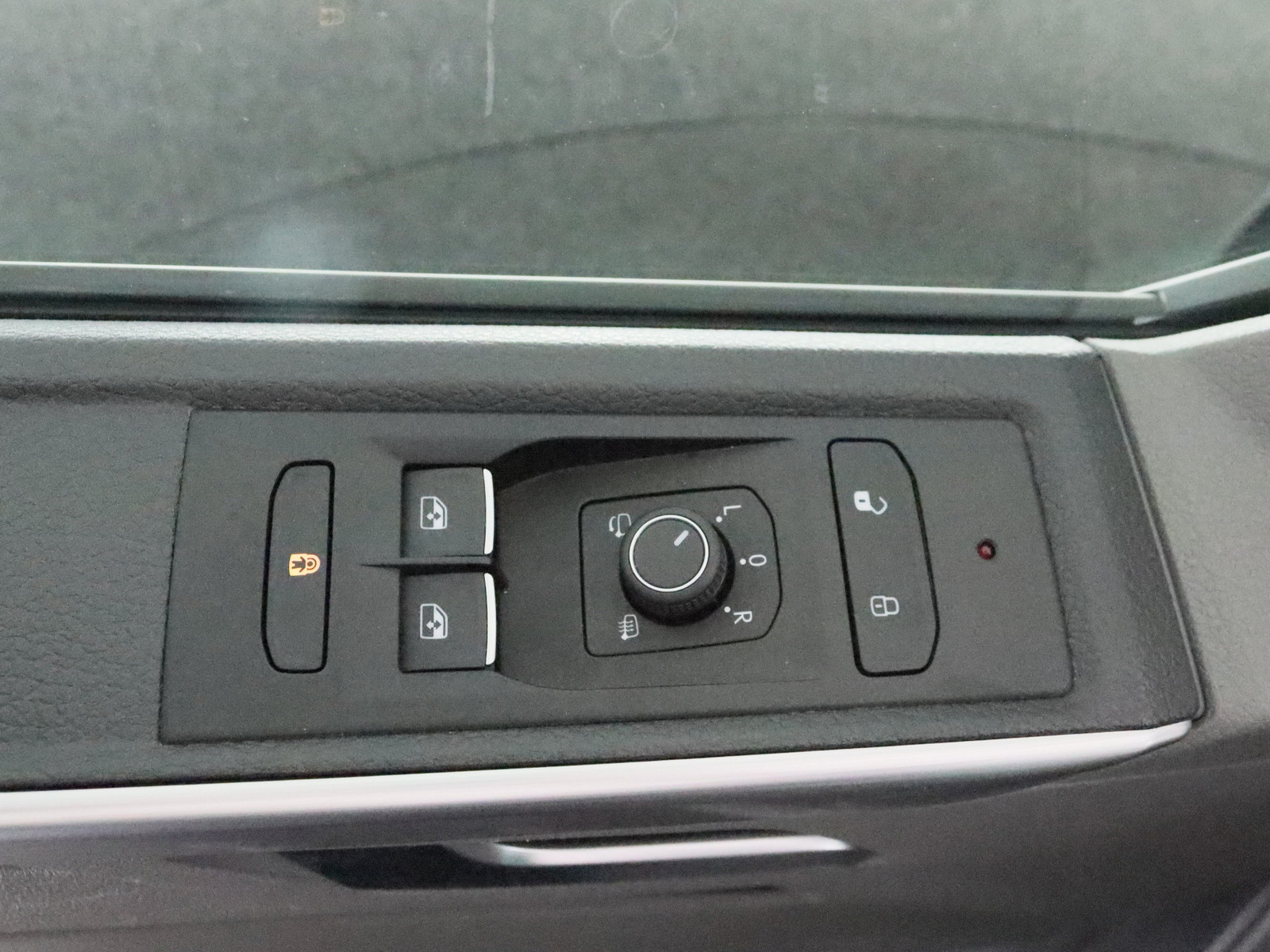 VW T6.1 California 2.0 TDI Coast Edition 4M VW T6.1 California 2.0 TDI Coast Edition 4M