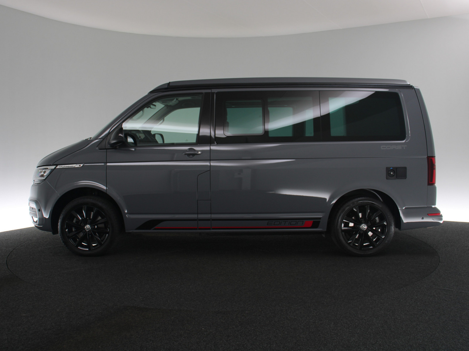 VW T6.1 California 2.0 TDI Coast Edition 4M VW T6.1 California 2.0 TDI Coast Edition 4M