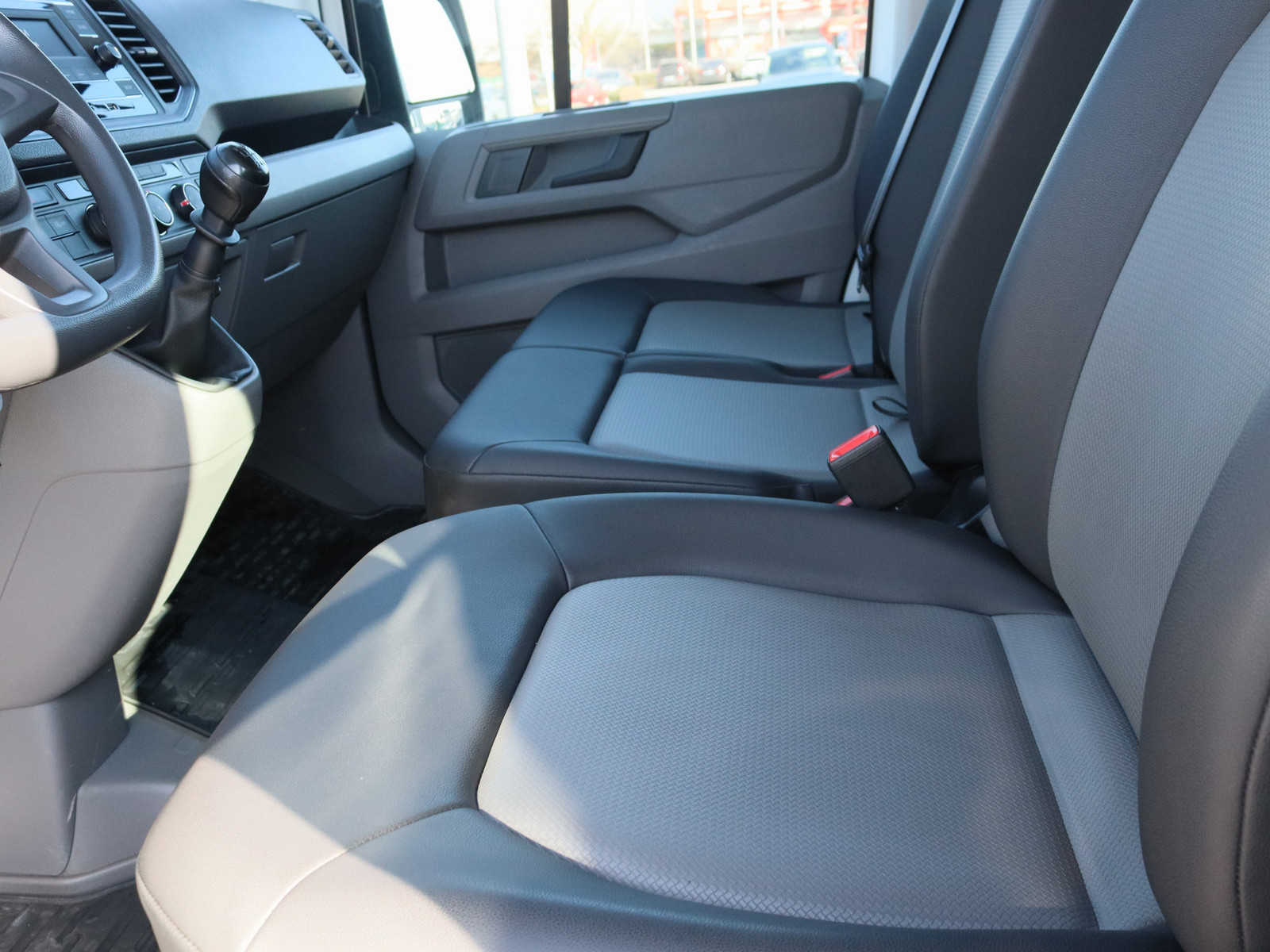 VW Crafter 35 2.0 TDI Pritsche DOKA L2 VW Crafter 35 2.0 TDI Pritsche DOKA L2