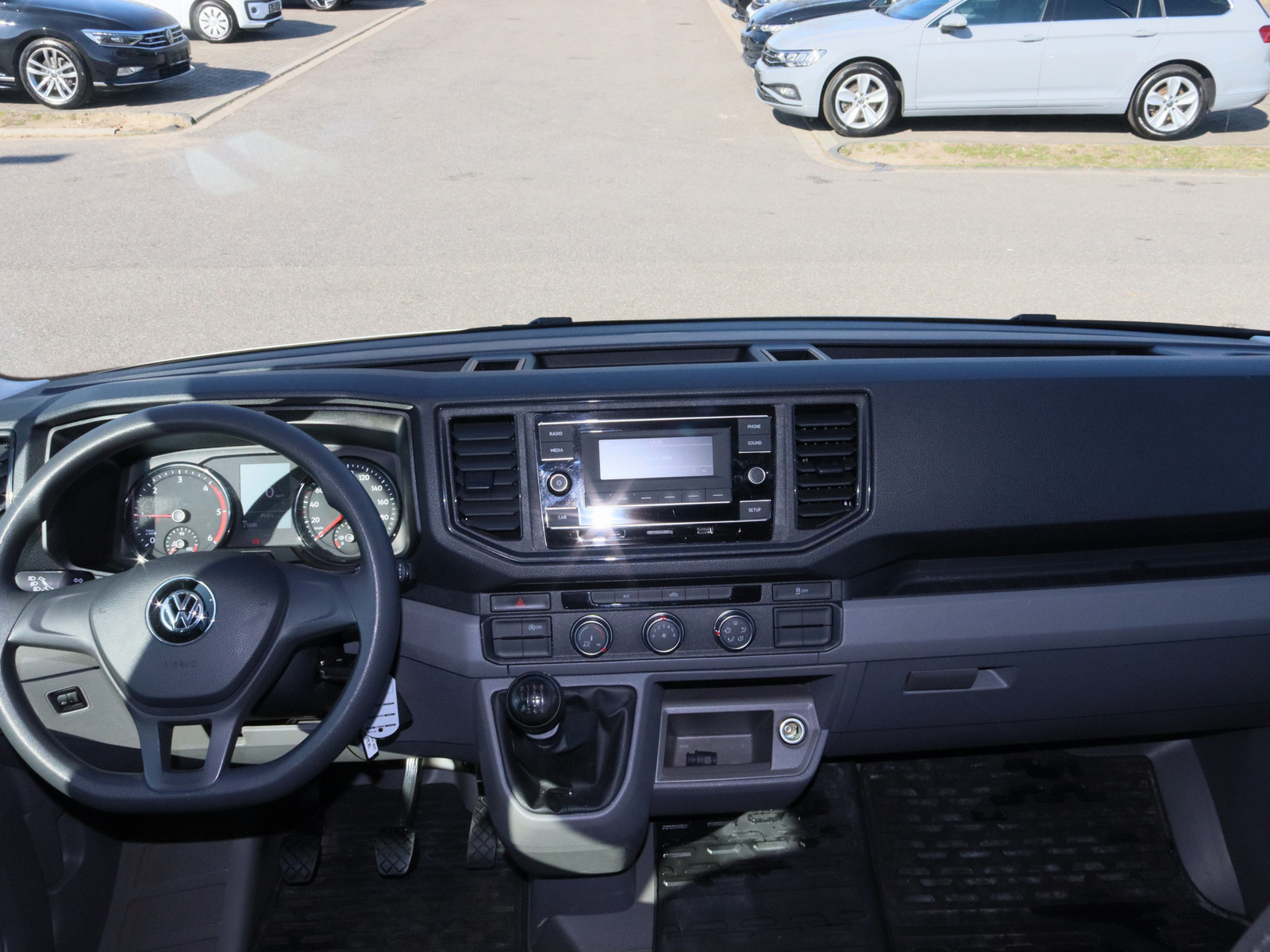 VW Crafter 35 2.0 TDI Pritsche DOKA L2 VW Crafter 35 2.0 TDI Pritsche DOKA L2