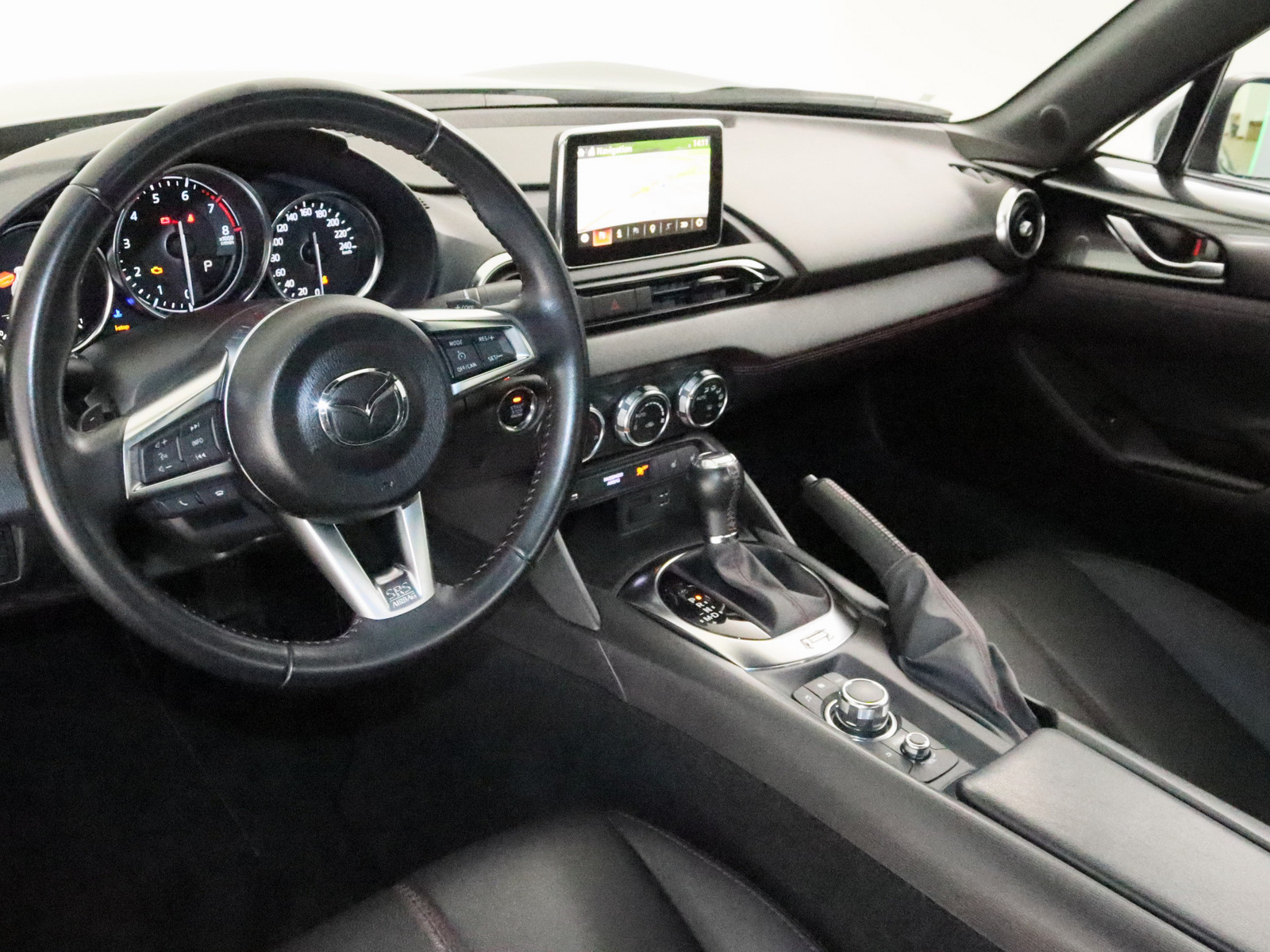 MAZDA MX-5 2.0 Sports-Line RF MAZDA MX-5 2.0 Sports-Line RF